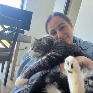 Meet your Posher, Regina